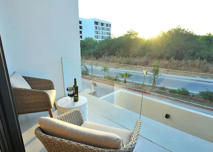 Great Location 2bd 2bth Walking Distance To Medano Apartamento Cabo San Lucas